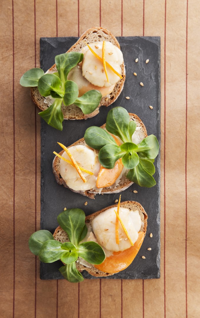 Bouchees-aux-Noix-de-Saint-Jacques-Mache-et-Clementine Bouchees-aux-Noix-de-Saint-Jacques-Mache-et-Clementine
