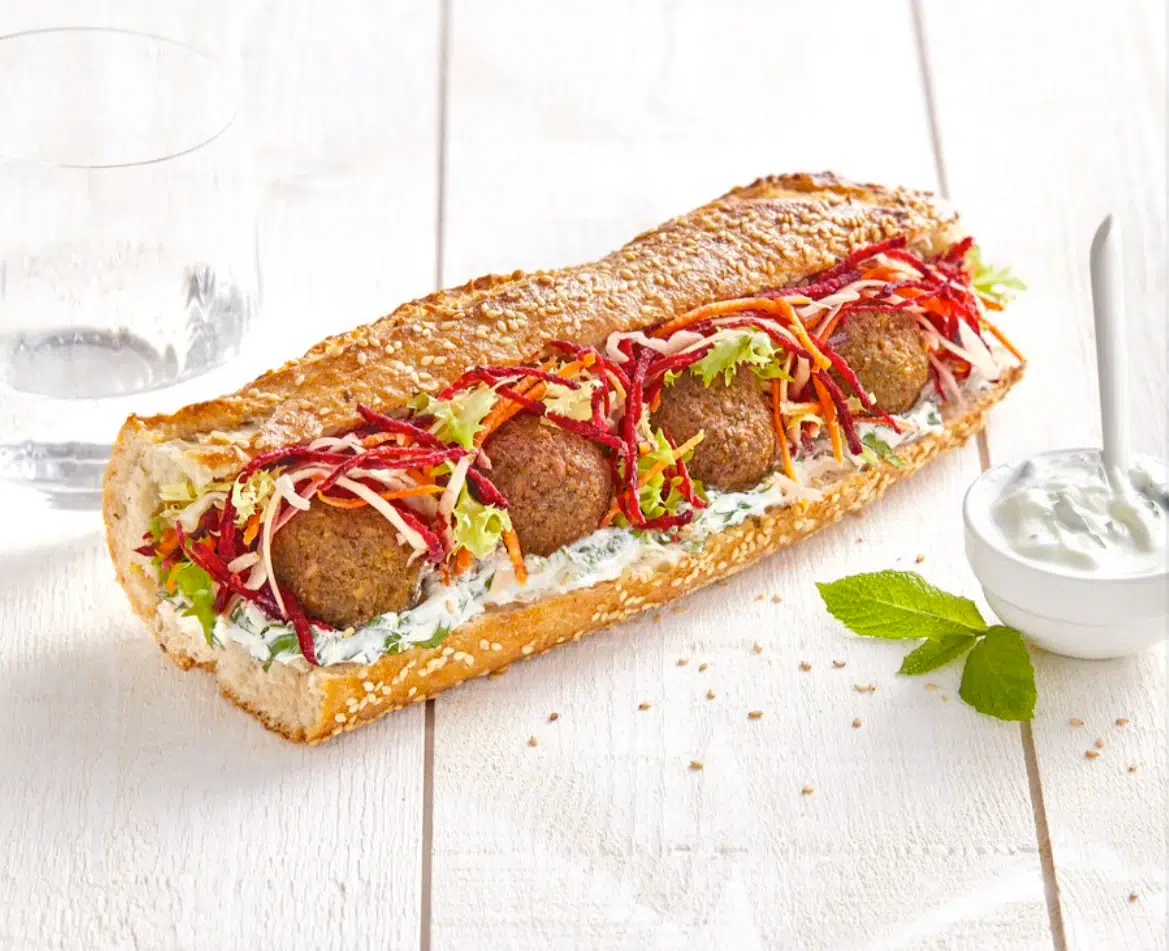 Sandwich mélange crudités été